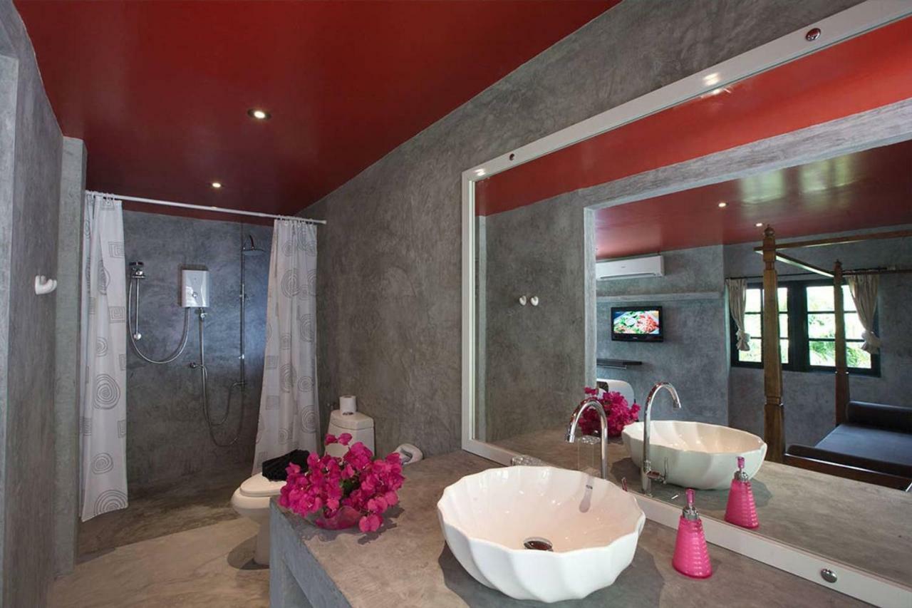 Baan Heaven / Patong Beach Pool Villa Sleeps Up To 15 Exterior photo